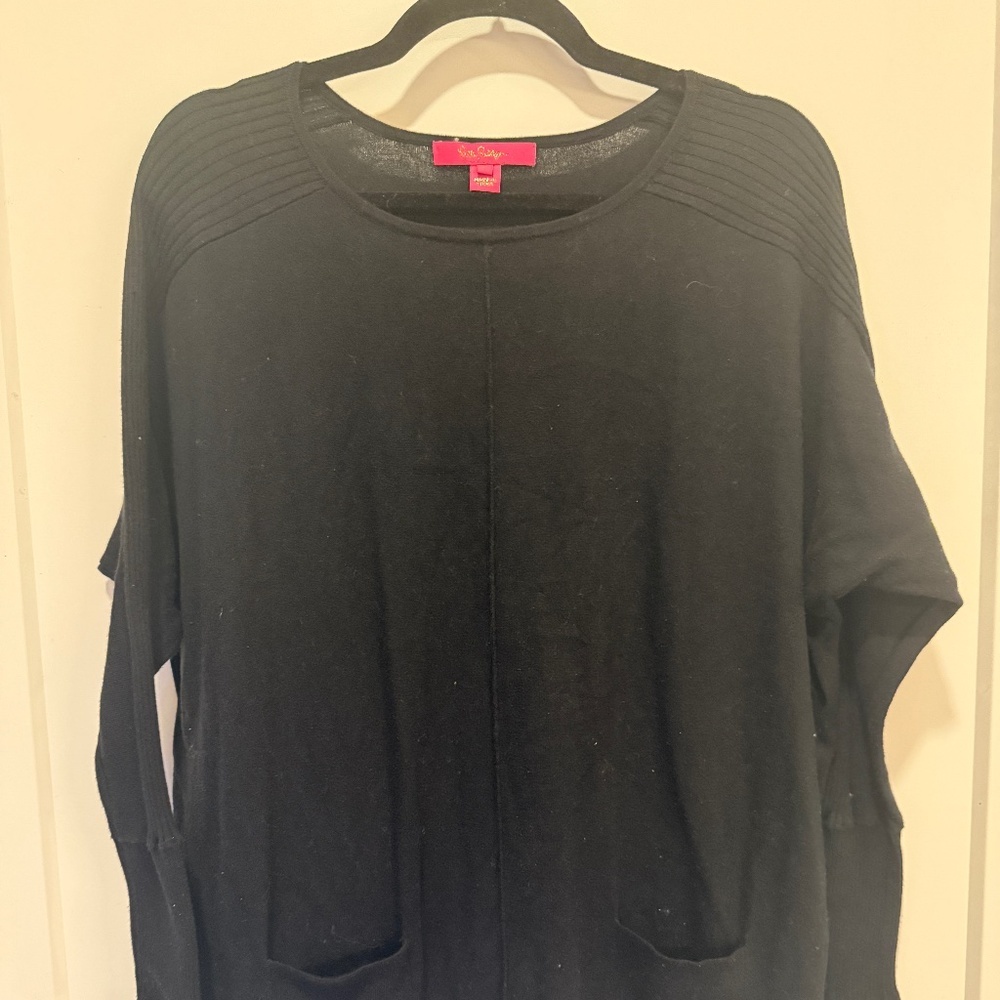 Lilly Pulitzer Black Ribbed Shoulder Pullover Sweater - Size S